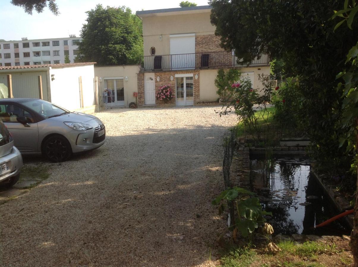 Studio Fond De Jardin Palaiseau Kültér fotó